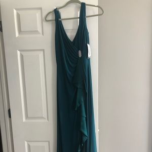 EMERALD GREEN FORMAL DRESS